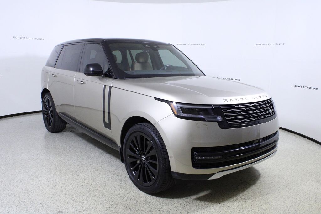 Certified 2025 Land Rover Range Rover SE SUV