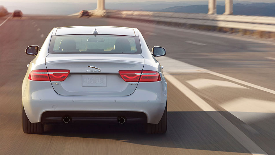 Features in the 2017 Jaguar XE 2017 Jaguar XE