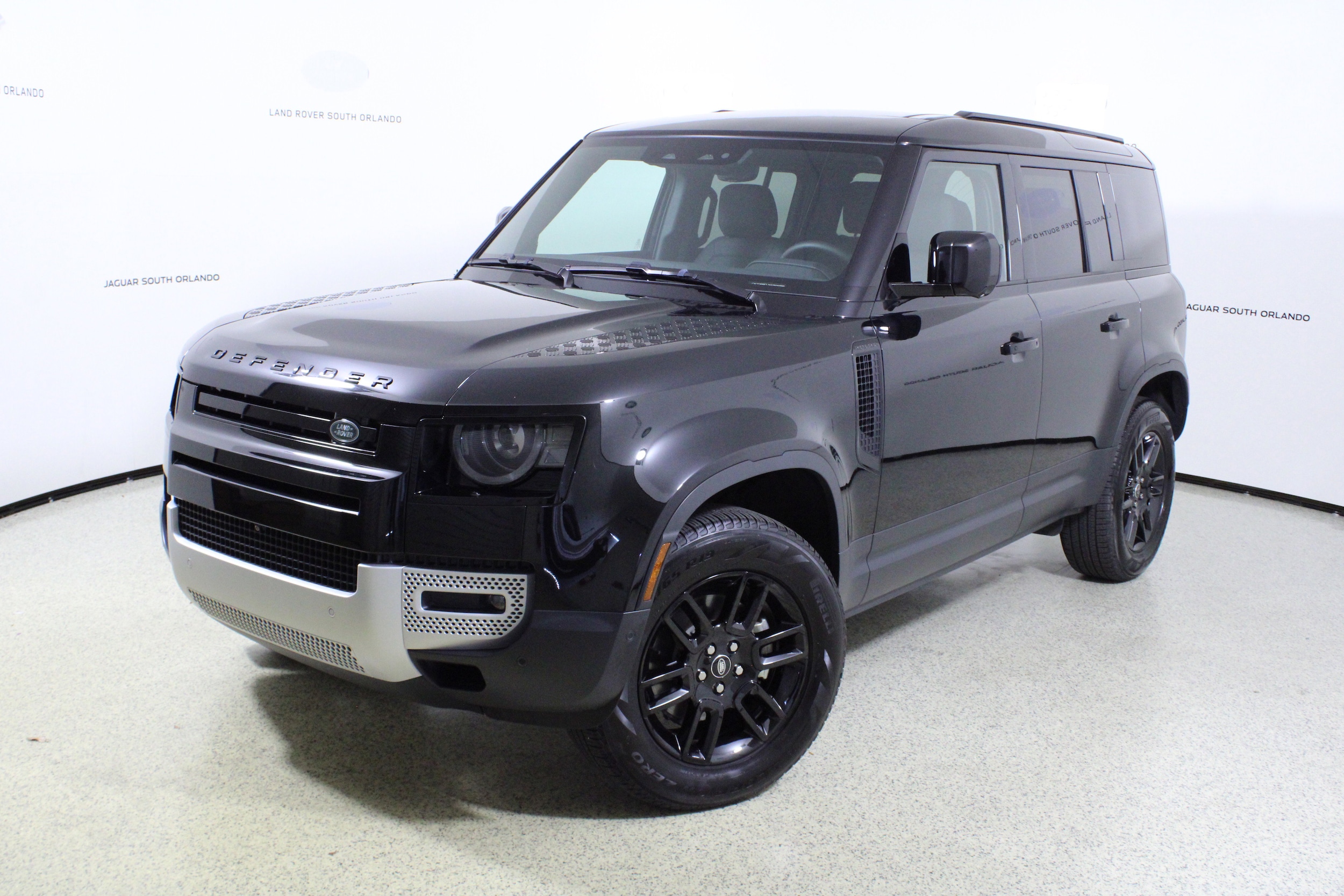 2025 Land Rover Defender