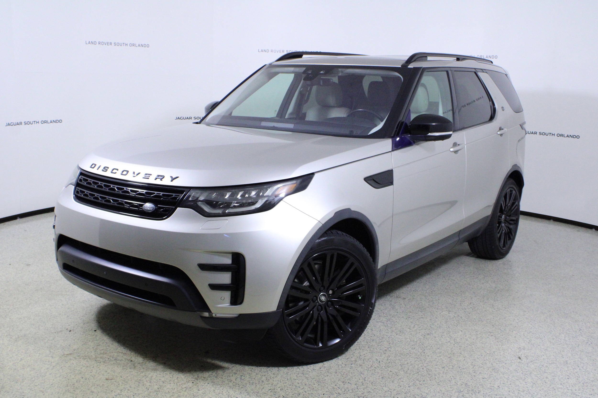 2017 Land Rover Discovery HSE's photo
