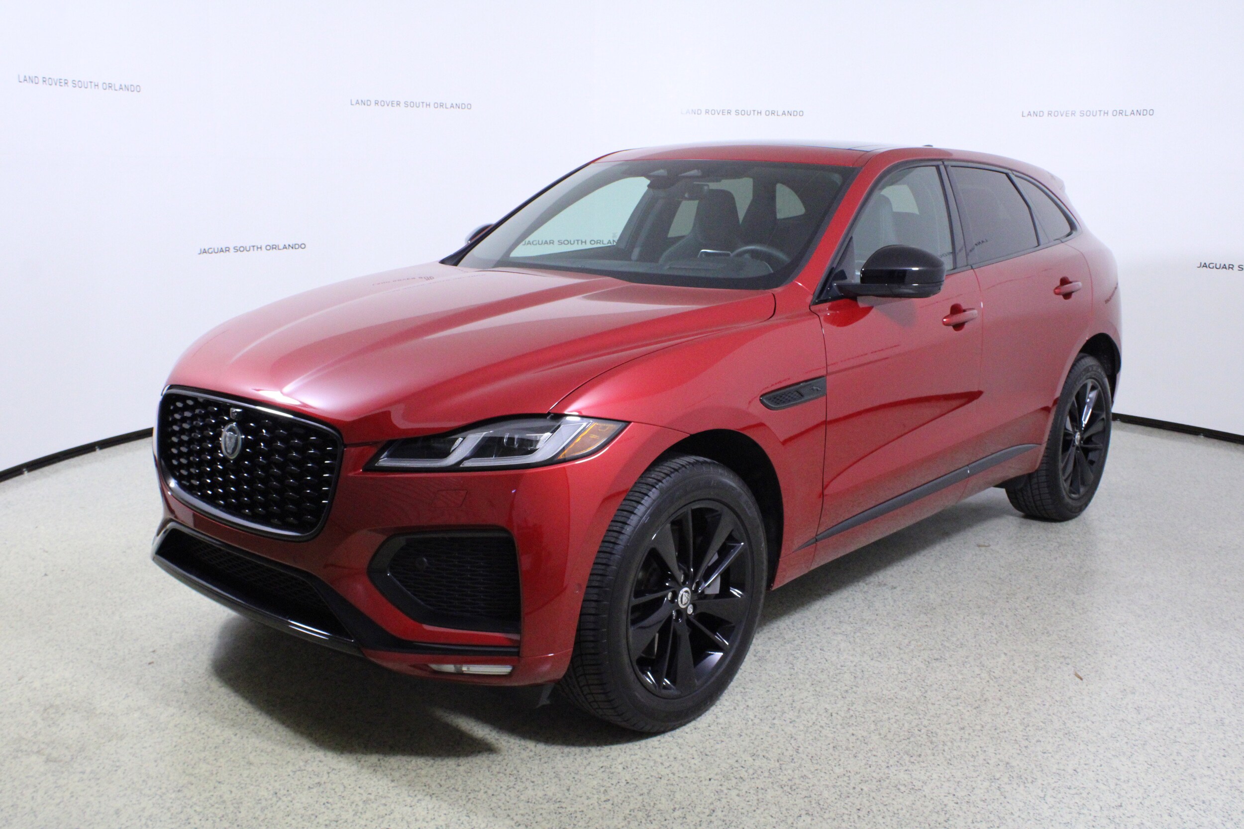 2026 Jaguar F-PACE R-Dynamic S P250 photo 4