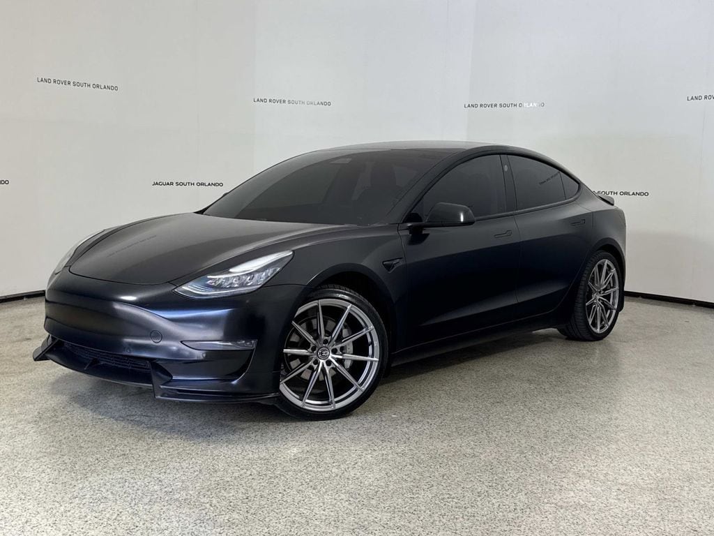 2021 Tesla Model 3 Standard Range Plus's photo