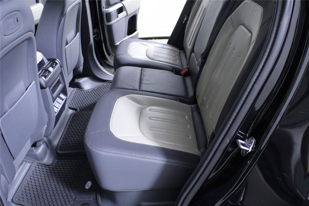 2021 Land Rover Defender X-Dynamic HSE - Photo 11