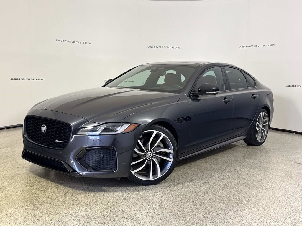 2024 Jaguar XF P250 R-Dynamic SE's photo