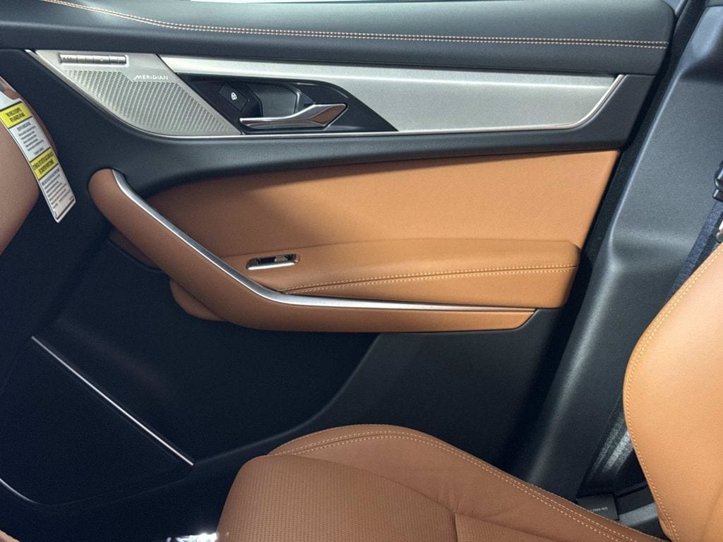 2026 Jaguar F-Pace R-Dynamic S - Photo 23