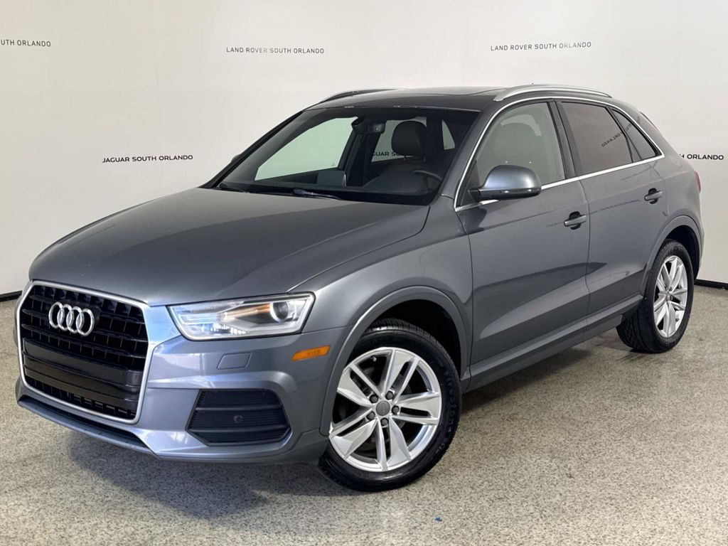 2016 Audi Q3 2.0T FWD tiptronic Premium Plus's photo