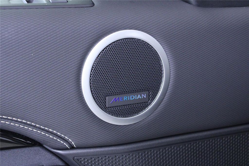 2023 Land Rover Discovery S R Dynamic - Photo 21