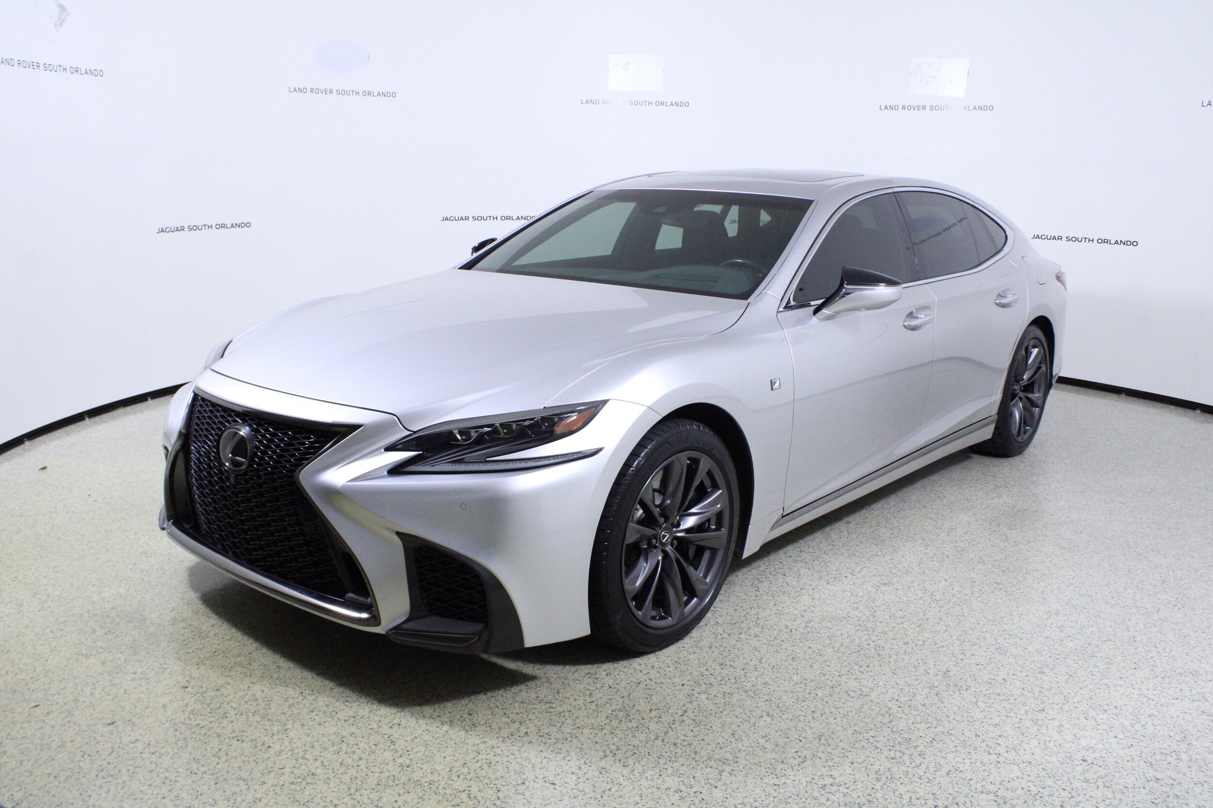 2018 Lexus LS 500 photo 4