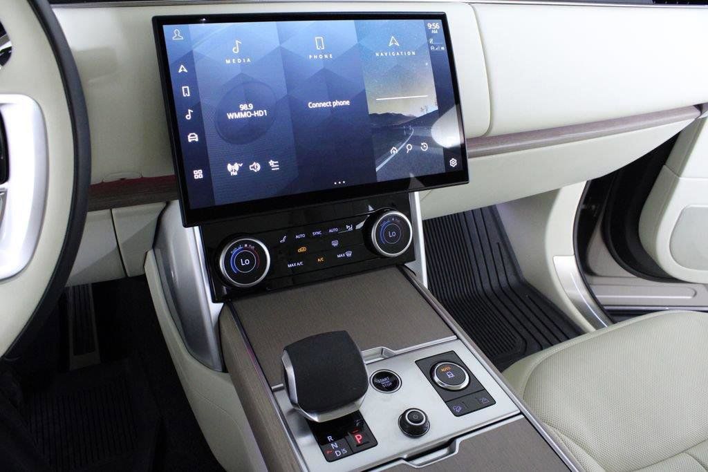 2023 Land Rover Range Rover SE - Photo 26