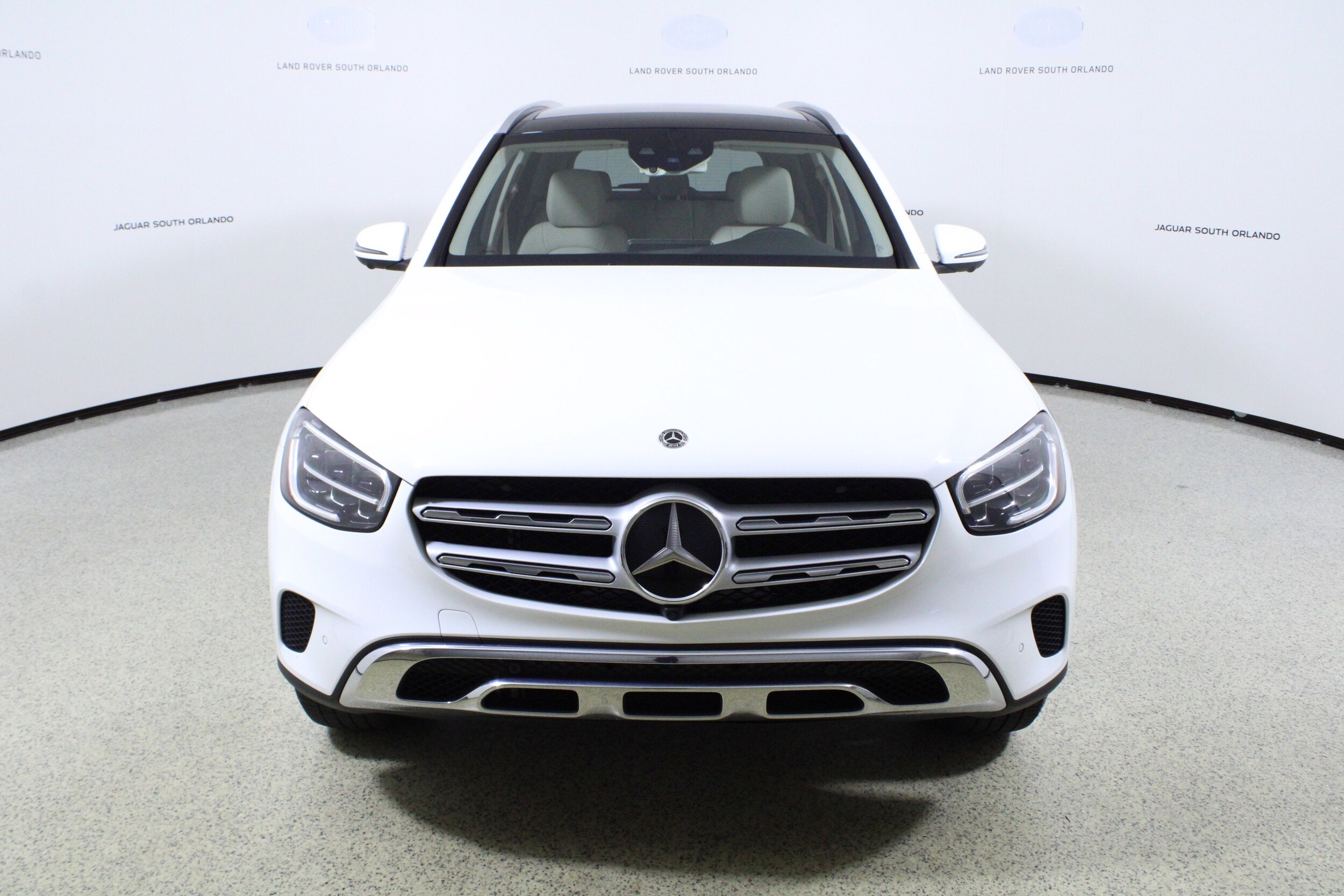 2020 Mercedes Benz GLC 300 photo 2
