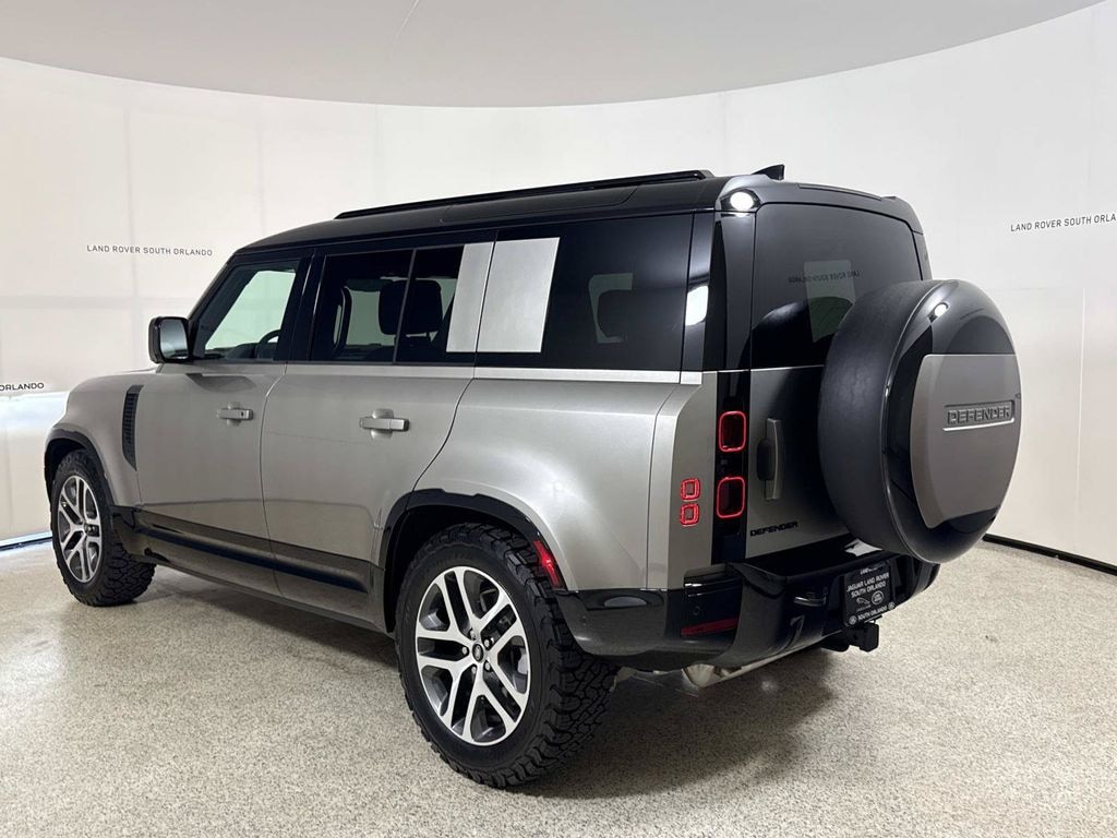 Certified 2025 Land Rover Defender 110 X-Dynamic SE SUV
