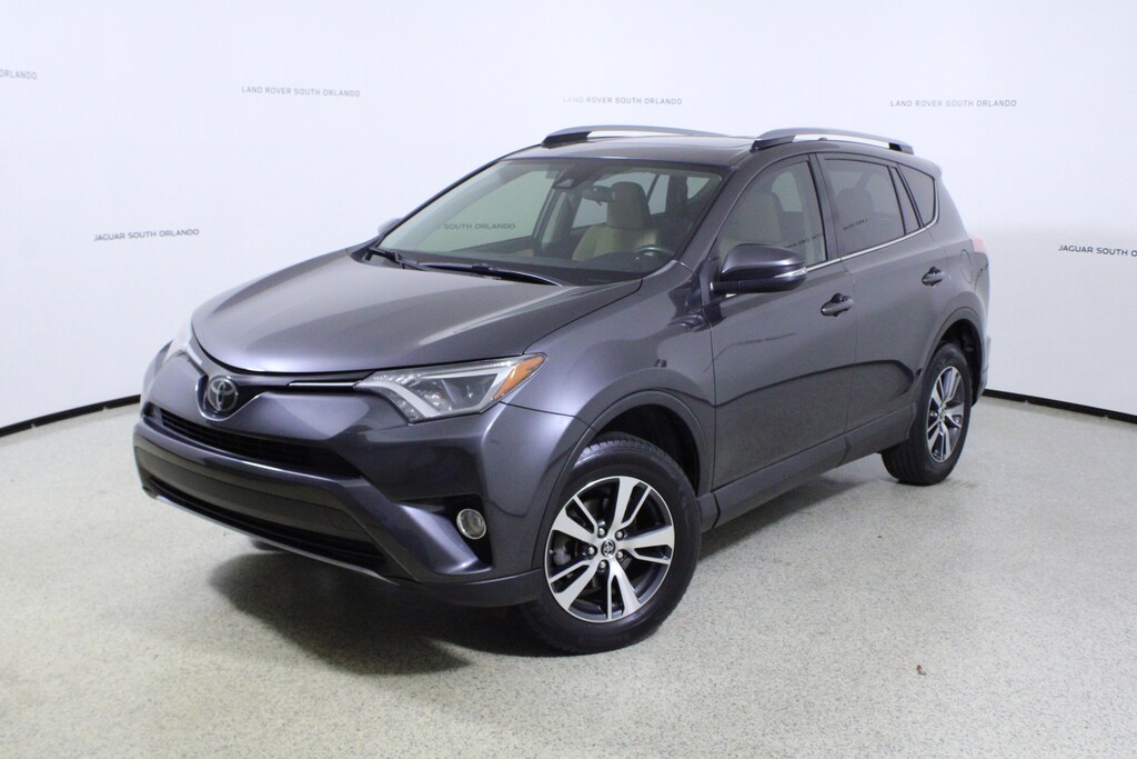 Used 2018 Toyota RAV4 XLE FWD (GS)