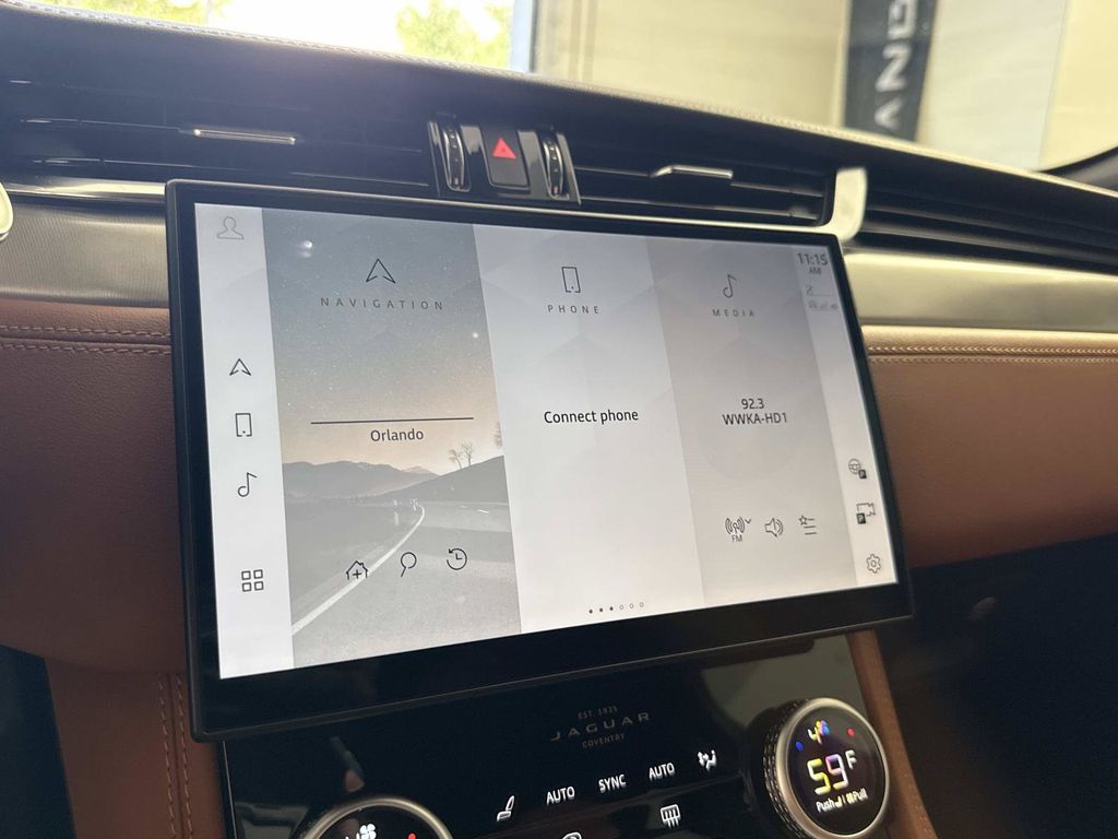 2026 Jaguar F-Pace R-Dynamic S - Photo 24
