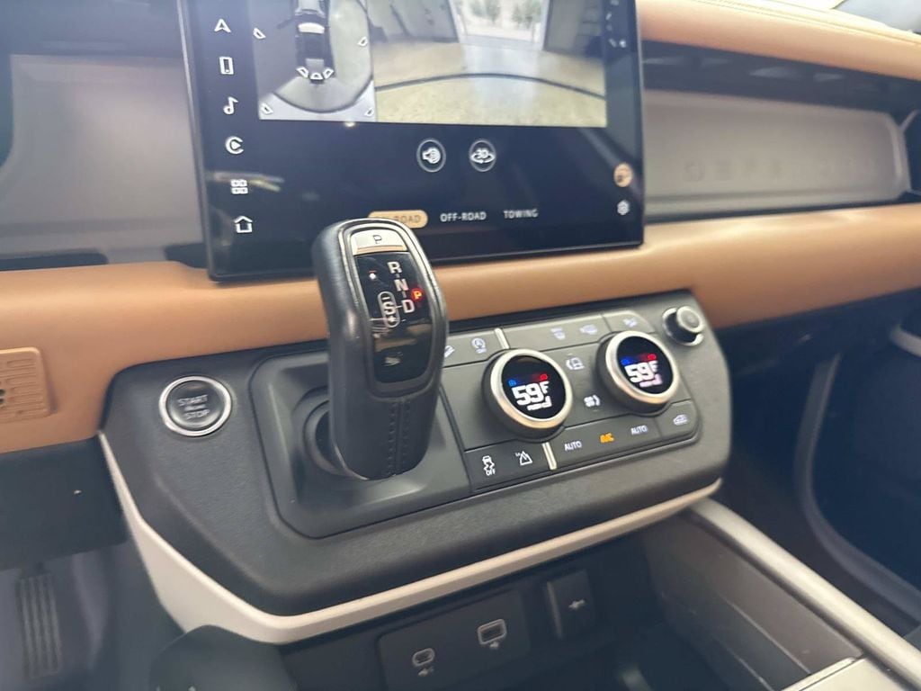 2023 Land Rover Defender X-Dynamic SE - Photo 26