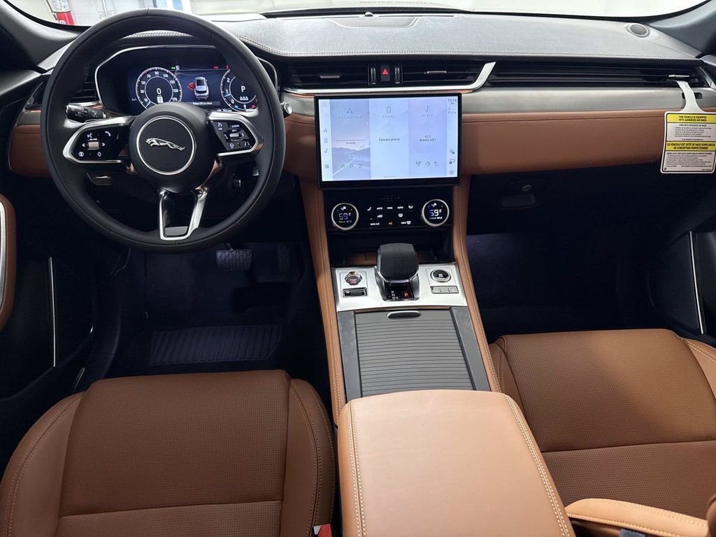 2026 Jaguar F-Pace R-Dynamic S - Photo 16