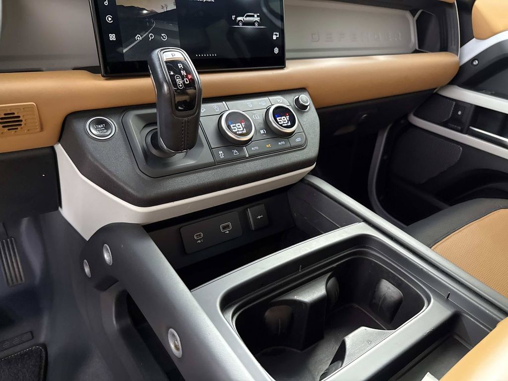 2023 Land Rover Defender X-Dynamic SE - Photo 27
