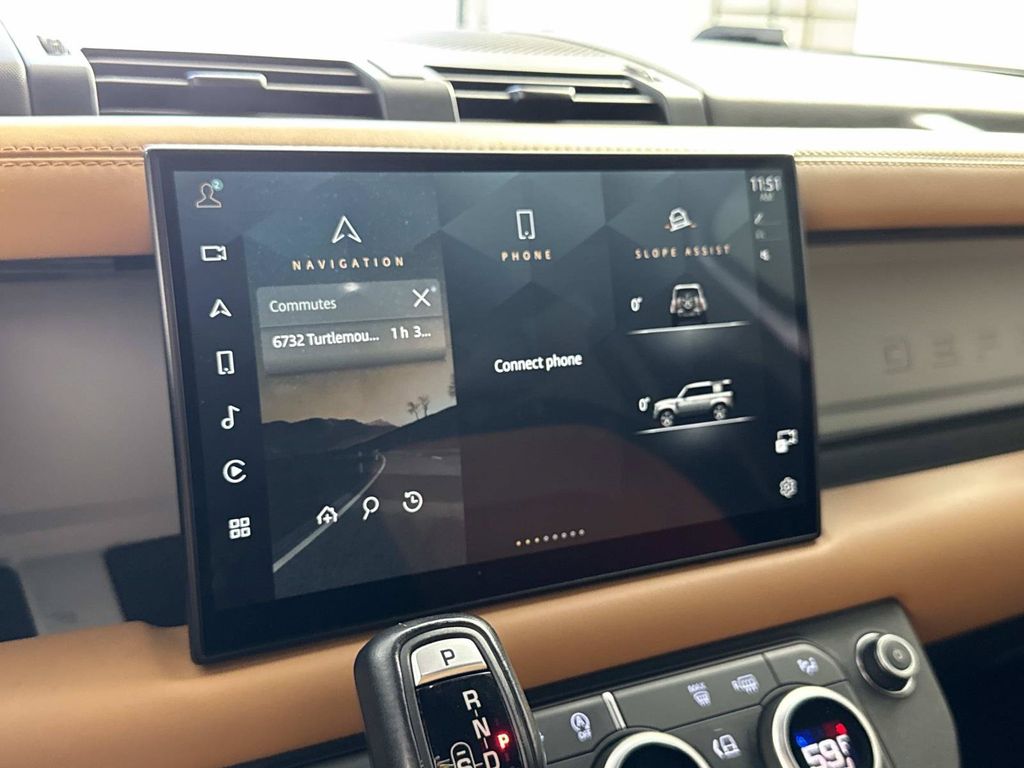 2023 Land Rover Defender X-Dynamic SE - Photo 23