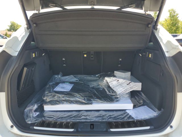 2026 Jaguar F-Pace R-Dynamic S - Photo 10