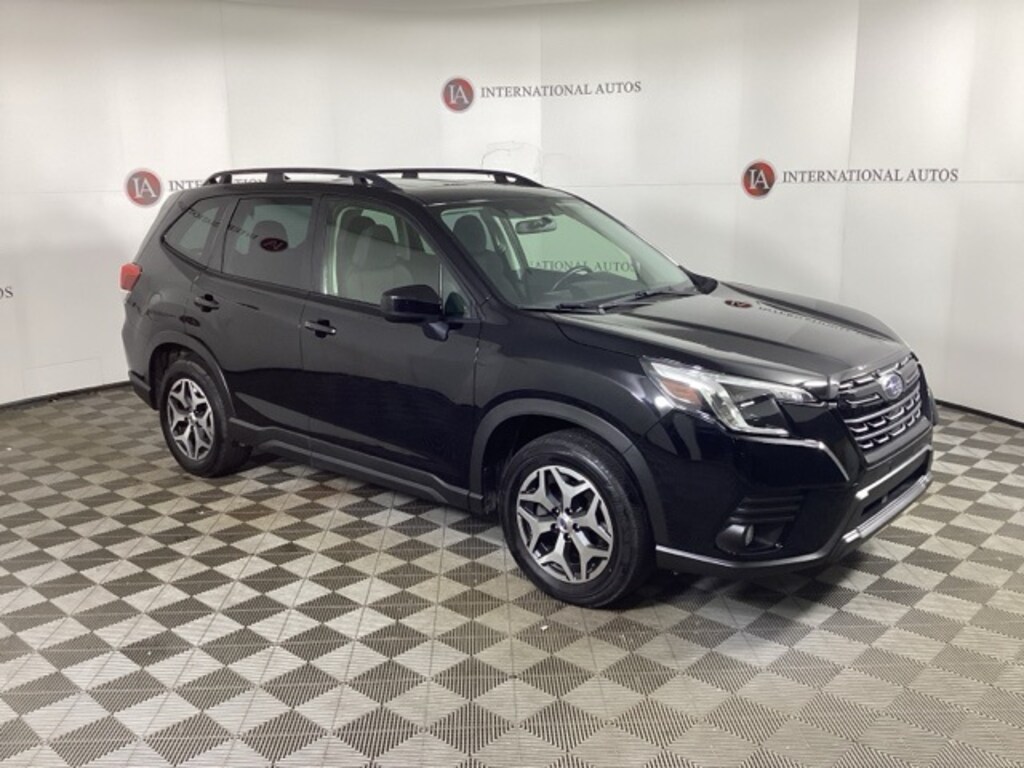 Used 2023 Subaru Forester Premium SUV