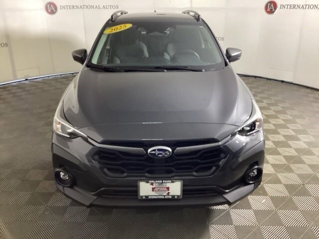 2025 Subaru Crosstrek Premium photo 2