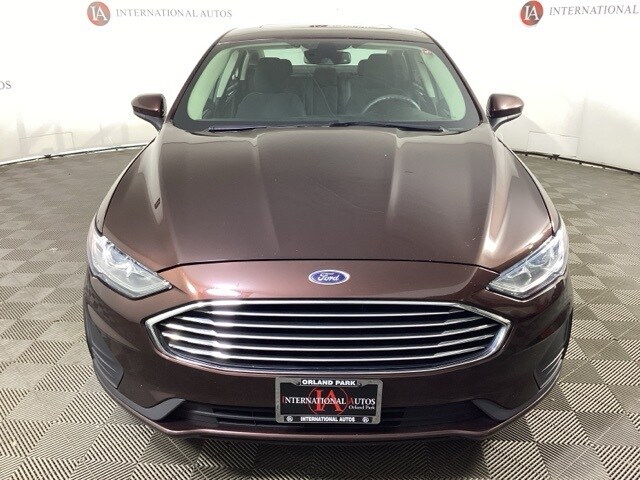 2019 Ford Fusion SE photo 2