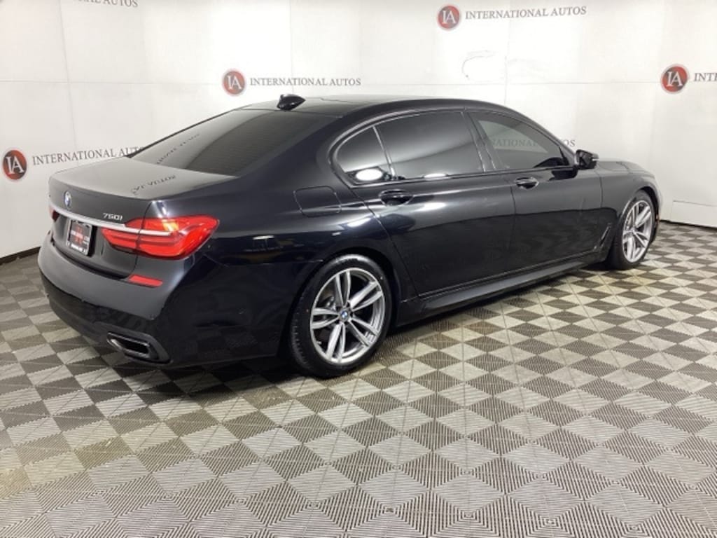 Used 2019 BMW 7 Series 750i xDrive Sedan