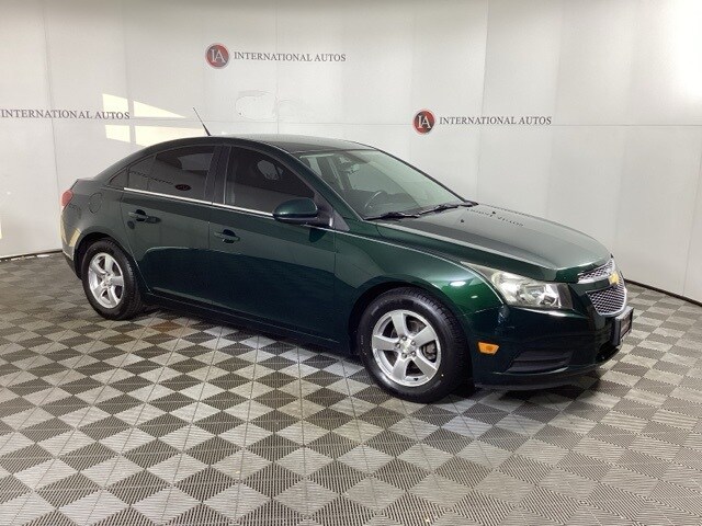 2014 Chevrolet Cruze photo 3