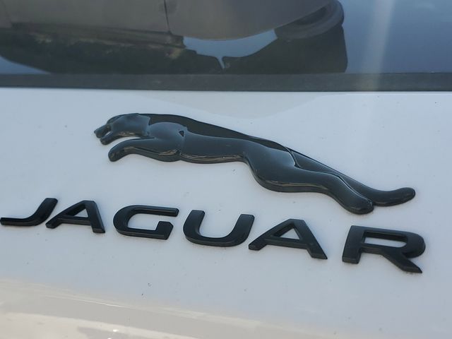 2026 Jaguar F-Pace R-Dynamic S - Photo 9