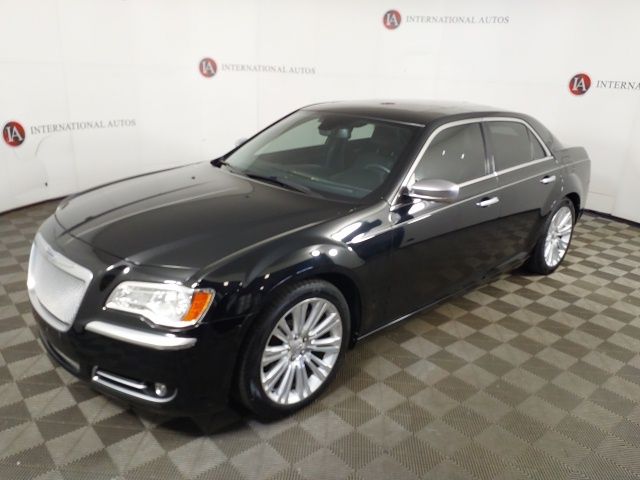 2012 Chrysler 300 Luxury Series V8's photo