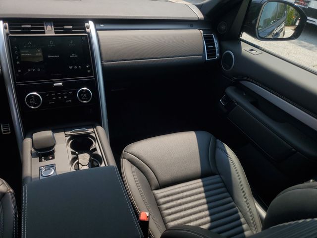 2026 Land Rover Discovery Gemini Edition - Photo 16
