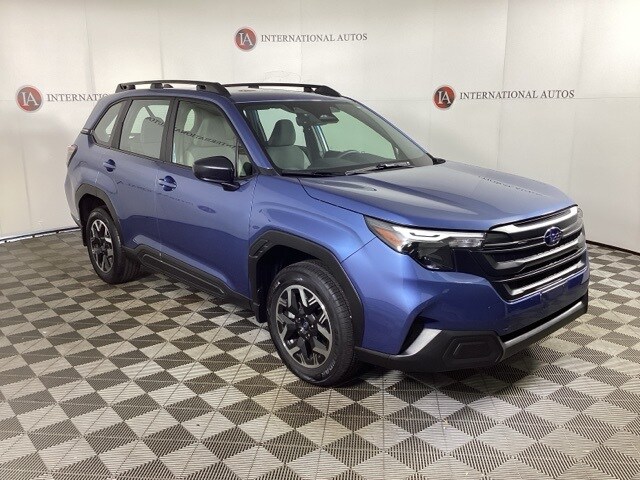 2025 Subaru Forester Base photo 3