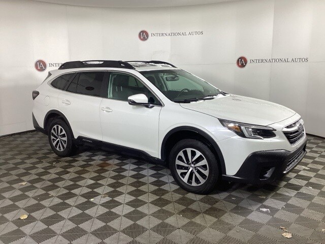 2020 Subaru Outback Premium photo 3