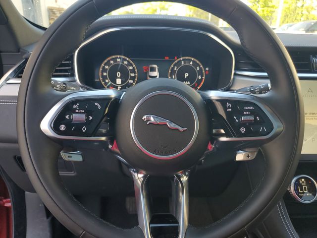 2025 Jaguar F-PACE R-Dynamic S - Photo 18