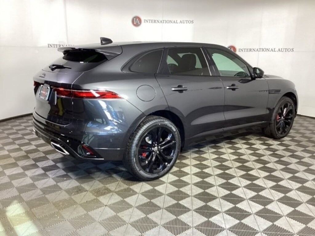 New 2025 Jaguar F-PACE P400 R-Dynamic S SUV