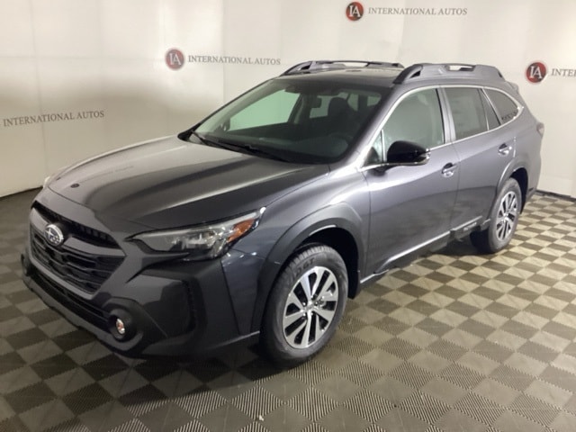 2025 Subaru Outback Premium's photo