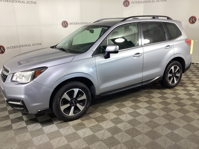 2017 Subaru Forester Limited's photo