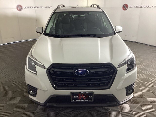 Used 2022 Subaru Forester Premium with VIN JF2SKAEC4NH406918 for sale in Tinley Park, IL