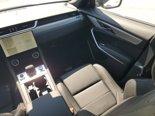 2026 Jaguar F-Pace R-Dynamic S - Photo 17