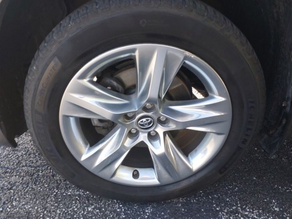 Used 2017 Toyota Highlander Limited SUV