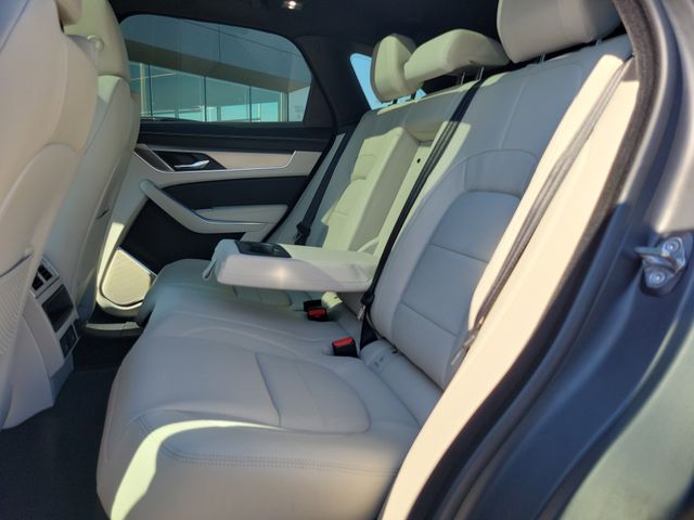 2026 Jaguar F-Pace R-Dynamic S - Photo 10