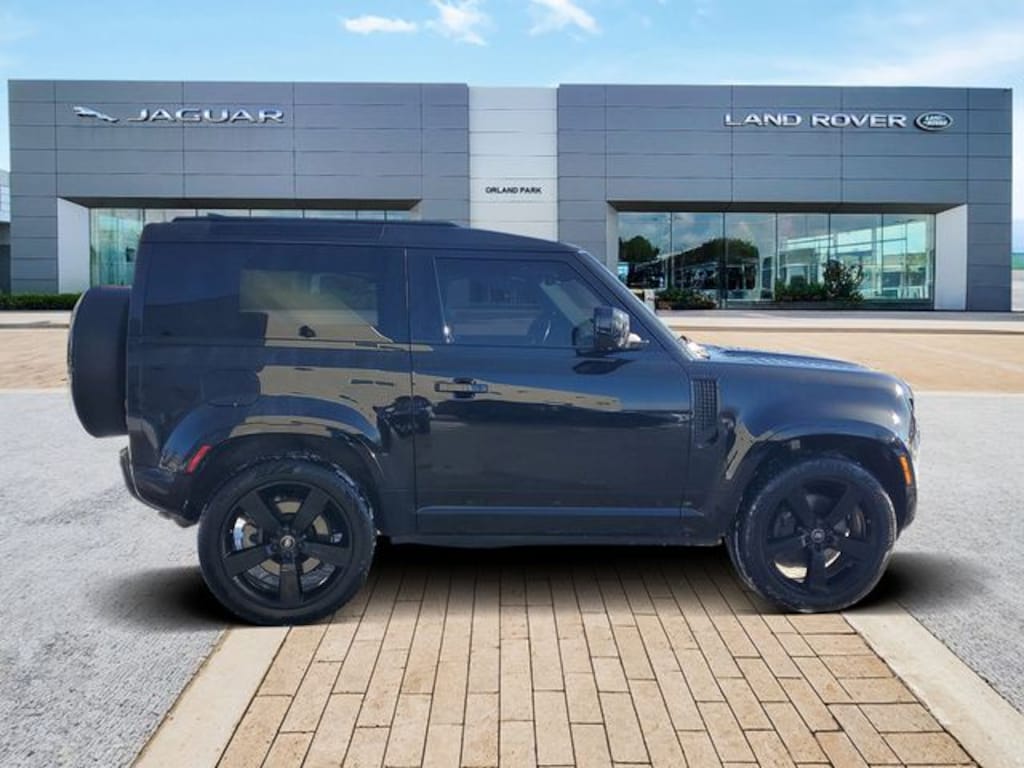 Used 2023 Land Rover Defender 90 X-Dynamic SE SUV