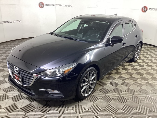 2018 Mazda Mazda3 Touring's photo