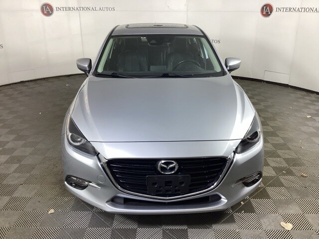 2017 Mazda Mazda3 Grand Touring photo 2