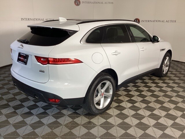 Used 2019 Jaguar F-Pace Premium with VIN SADCJ2FX9KA601547 for sale in Tinley Park, IL