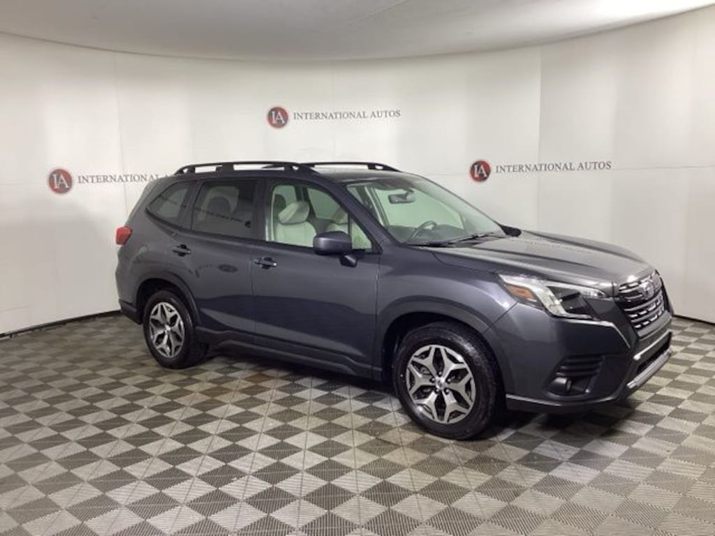 Used 2024 Subaru Forester Premium SUV