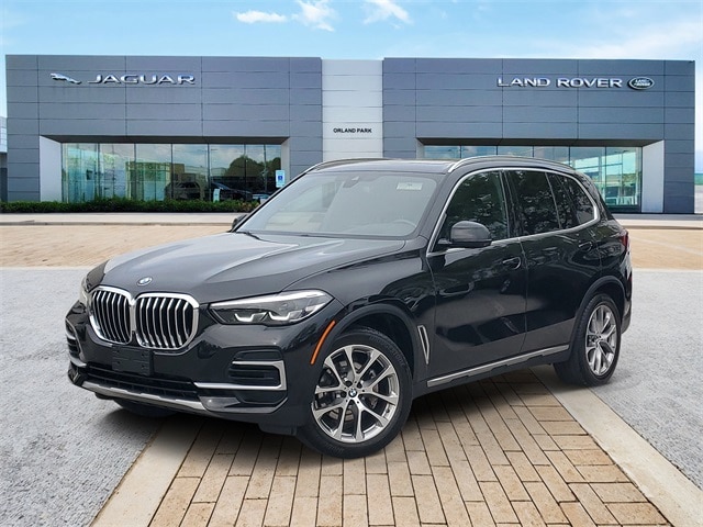 2022 BMW X5 40i's photo