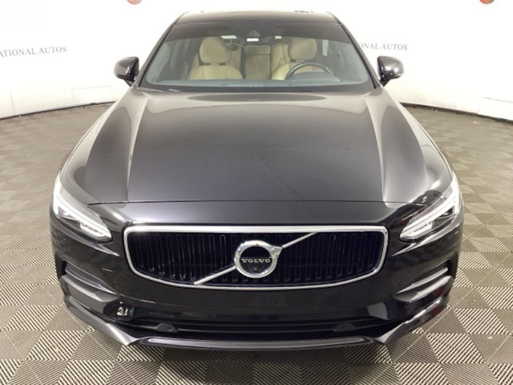 Used 2018 Volvo S90 T5 Momentum Sedan