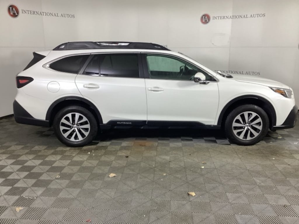 Used 2020 Subaru Outback Premium SUV