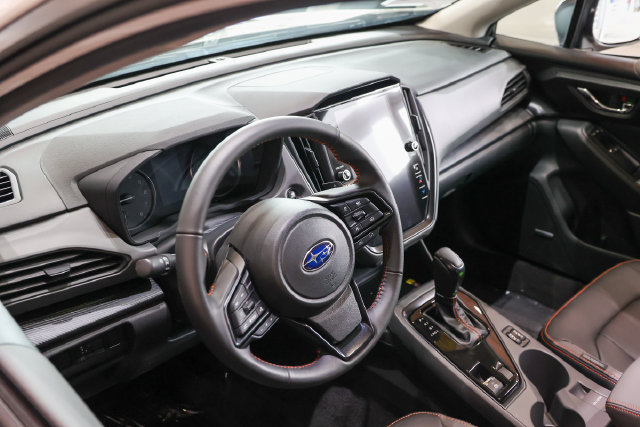 Used 2025 Subaru Crosstrek Limited pkg 32 SUV
