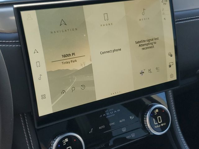 2026 Jaguar F-Pace R-Dynamic S - Photo 31